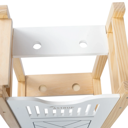 Pferdebox für 2 Steckenpferde